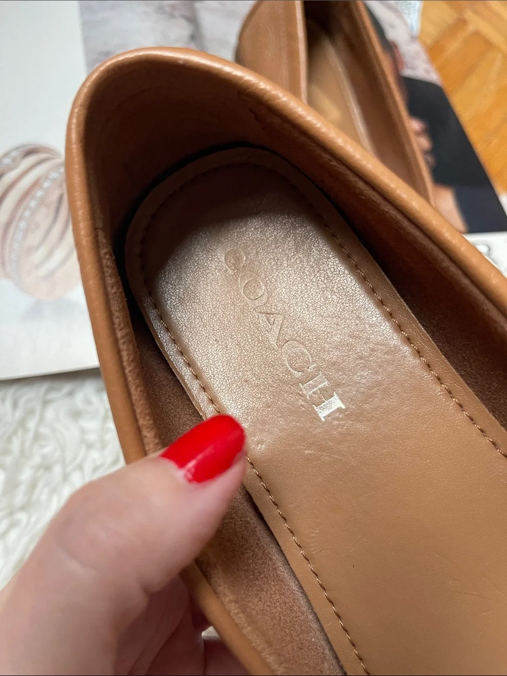 Coach Womens Fredrica Loafers Tan leather Rubber Sole